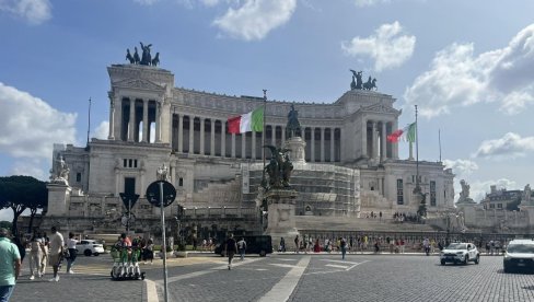 POPUNJAVA SE DIPLOMATSKA MREŽA: Ovo su novi ambasadori u Italiji i Tunisu