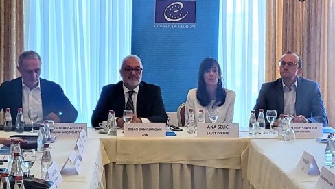 OBUKA O PRIJAVLJIVANJU SUMNJIVIH TRANSAKCIJA I RADIONICA: Međuinstitucionalna saradnja između tužilaštava i Agencije za sprečavanje korupcije“ OBUKA O PRIJAVLJIVANJU SUMNJIVIH TRANSAKCIJA I RADIONICA: Međuinstitucionalna saradnja između tužilaštava i Agencije za sprečavanje korupcije“
