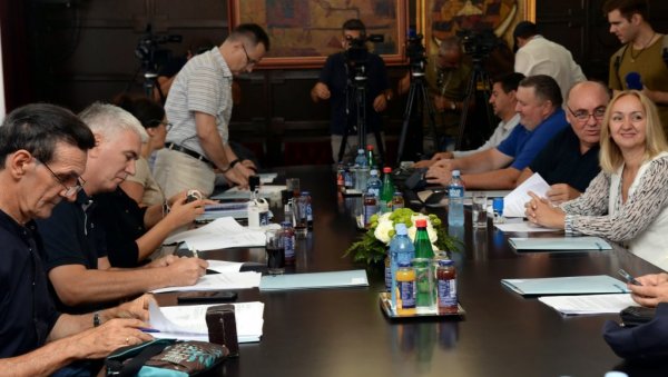 ДЕСЕТ МИЛИОНА ДИНАРА ЗА КОНТРОЛУ ПЛОДНОСТИ ЗЕМЉИШТА: Подршка Покрајине стручним службама и институту ДЕСЕТ МИЛИОНА ДИНАРА ЗА КОНТРОЛУ ПЛОДНОСТИ ЗЕМЉИШТА: Подршка Покрајине стручним службама и институту