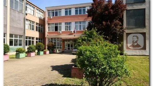 BESPLATNI KOMPLETI UDŽBENIKA:  Za sve đake  u dve osnovne škole na teritoriji Beočina