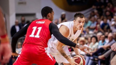 POBEDA NA NOVOM POČETKU: KK Partizan trijumfalno otpočeo evropski turnir u Laktašima POBEDA NA NOVOM POČETKU: KK Partizan trijumfalno otpočeo evropski turnir u Laktašima