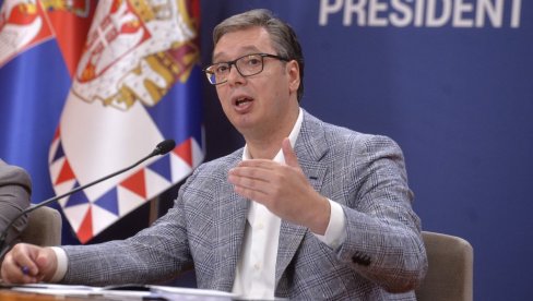 SLEDEĆI PUT NAM UNAPRED KAŽITE KOGA NE SMEMO DA POBEDIMO: Oglasio se predsednik Vučić o nepravilnosti suđenja na utakmici sa SAD (VIDEO) SLEDEĆI PUT NAM UNAPRED KAŽITE KOGA NE SMEMO DA POBEDIMO: Oglasio se predsednik Vučić o nepravilnosti suđenja na utakmici sa SAD (VIDEO)