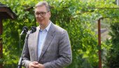HIBRIDNI RAT CRNE GORE PROTIV SRBIJE SE NASTAVLJA Vučić: Sipaju mržnju prema meni i Srbiji, jer Srbija grabi krupnim koracima