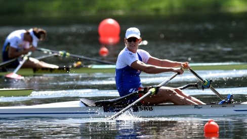 DAME PETE NA PLANETI: Jovana Arsić i Elena Orjabinskaja nisu uspele da se domognu medalju u finalu dvojca ns SP u veslanju DAME PETE NA PLANETI: Jovana Arsić i Elena Orjabinskaja nisu uspele da se domognu medalju u finalu dvojca ns SP u veslanju