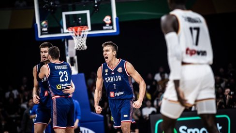BANJALUKA SLAVI VICEŠAMPIONA SVIJETA: Užarena atmosfera na ulicama (FOTO/VIDEO) BANJALUKA SLAVI VICEŠAMPIONA SVIJETA: Užarena atmosfera na ulicama (FOTO/VIDEO)