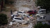 UNIŠTENI PUTEVI, SRUŠENI MOSTOVI: Jug Kine poplavljen sedmi dan (FOTO/VIDEO)