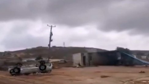 POSLE GRČKE STIGAO U LIBIJU: Pogledate snimak posledica razornog ciklona koji pustoši sve pred sobom (VIDEO) POSLE GRČKE STIGAO U LIBIJU: Pogledate snimak posledica razornog ciklona koji pustoši sve pred sobom (VIDEO)
