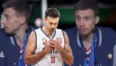 HIT - SVI PRIČAJU O ALEKSINOJ REAKCIJI: Avramović dobio neočekivano pitanje (VIDEO) HIT - SVI PRIČAJU O ALEKSINOJ REAKCIJI: Avramović dobio neočekivano pitanje (VIDEO)