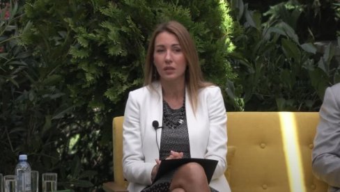 VEĆE SUBVENCIJE GRAĐANIMA ZA MANJU POTROŠNJU Đedović na forumu Naša održiva zajednica o rezultatima uštede energije (VIDEO) VEĆE SUBVENCIJE GRAĐANIMA ZA MANJU POTROŠNJU Đedović na forumu Naša održiva zajednica o rezultatima uštede energije (VIDEO)