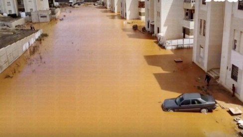 ЛИБИЈЦИ СЕ ДАВИЛИ НА ТРЕЋЕМ СПРАТУ: Више од 1,8 милиона људи погођено стравичним поплавама на североистоку земље