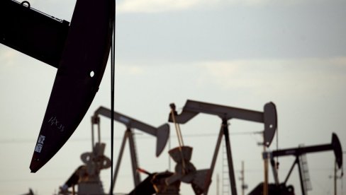 SPIRALU POSKUPLJENJA GURA CRNO ZLATO: Srbija zasad odeleva pritiscima sa globalnog tržišta energentima SPIRALU POSKUPLJENJA GURA CRNO ZLATO: Srbija zasad odeleva pritiscima sa globalnog tržišta energentima