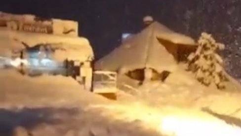 ŠOKANTNE SLIKE IZ ARGENTINE: Kao sa druge planete, sve se zabelelo, izdata opasnost i na snežne lavine (VIDEO) ŠOKANTNE SLIKE IZ ARGENTINE: Kao sa druge planete, sve se zabelelo, izdata opasnost i na snežne lavine (VIDEO)
