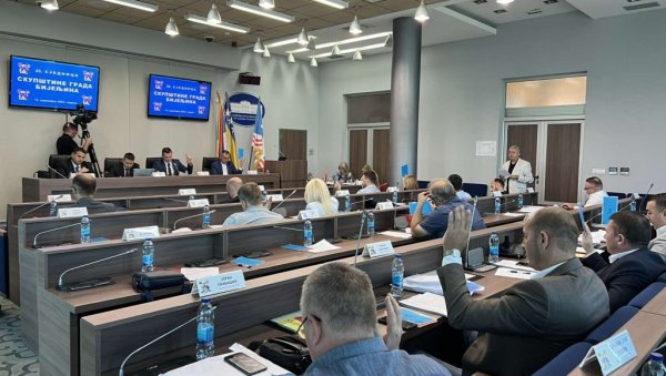 СУБВЕНЦИЈЕ У БИЈЕЉИНИ ВЕЋЕ 30 ОДСТО: Подршка за децу која иду у приватне вртиће СУБВЕНЦИЈЕ У БИЈЕЉИНИ ВЕЋЕ 30 ОДСТО: Подршка за децу која иду у приватне вртиће