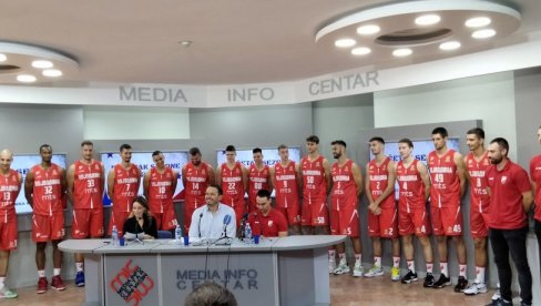 MI SMO ZEMLJA TALENATA : Željko Rebrača, predsednik Košarkaškog kluba Vojvodina MI SMO ZEMLJA TALENATA : Željko Rebrača, predsednik Košarkaškog kluba Vojvodina
