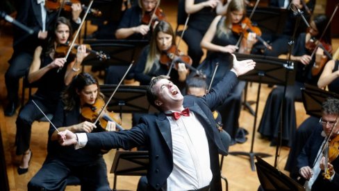 ZAHTEVI IZVOĐAČA BIĆE REŠENI: Čelnik Beogradske filharmonije o apelu muzičara ZAHTEVI IZVOĐAČA BIĆE REŠENI: Čelnik Beogradske filharmonije o apelu muzičara