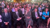 HVALA VAM ŠTO ČUVATE TRADICIJU: Ministarka Tanasković posetila Aleksandrovac i održala govor na manifestaciji Župska berba (FOTO)