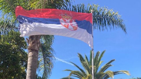 TROBOJKA SE VIJORI SVETOM: Na našim ambasadama širom planete istaknute zastave TROBOJKA SE VIJORI SVETOM: Na našim ambasadama širom planete istaknute zastave