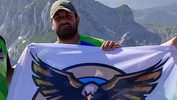 ПРЕРАНО ЈЕ БИЛО СВЕ ОВО, ПЕРО... Потресан опроштај пријатеља од српског планинара који је настрадао на Вележу ПРЕРАНО ЈЕ БИЛО СВЕ ОВО, ПЕРО... Потресан опроштај пријатеља од српског планинара који је настрадао на Вележу