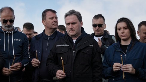 POKLONIMO SE SENIMA NAŠIH HEROJA: Ministar Selaković na Kajmakčalanu povodom obeležavanja godišnjice od proboja Solunskog fronta POKLONIMO SE SENIMA NAŠIH HEROJA: Ministar Selaković na Kajmakčalanu povodom obeležavanja godišnjice od proboja Solunskog fronta