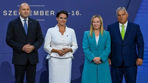 BORIMO SE DA ODBRANIMO PORODICE I BOGA: Đorđa Meloni sa Viktorom Orbanom na demogrtafskom samitu (FOTO) BORIMO SE DA ODBRANIMO PORODICE I BOGA: Đorđa Meloni sa Viktorom Orbanom na demogrtafskom samitu (FOTO)