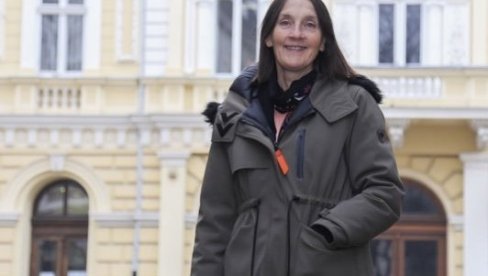 PROFESORKI VIKTORIJI ALADŽIĆ PRIZNANJE HEROJI NASLEĐA: Za očuvanje secesije u Subotici PROFESORKI VIKTORIJI ALADŽIĆ PRIZNANJE HEROJI NASLEĐA: Za očuvanje secesije u Subotici