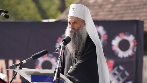 SABORSKA BESEDA PATRIJARHA NA VUKOVOM SABORU: Slava jeziku i pismu našem (FOTO) SABORSKA BESEDA PATRIJARHA NA VUKOVOM SABORU: Slava jeziku i pismu našem (FOTO)