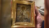 РУШЕЊЕ ДОДИКА ИМ ЈЕ БИО ЈЕДИНИ ЦИЉ: Ко и шта стоји иза афере „Икона“? РУШЕЊЕ ДОДИКА ИМ ЈЕ БИО ЈЕДИНИ ЦИЉ: Ко и шта стоји иза афере „Икона“?