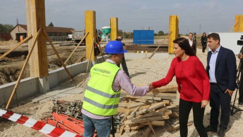 MINISTARKA VUJOVIĆ: Rešavamo problem upravljanja otpadom u Smederevu MINISTARKA VUJOVIĆ: Rešavamo problem upravljanja otpadom u Smederevu