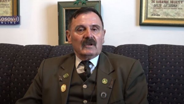 ИЛИЈА ЕЛЕЗОВИЋ ПУШТЕН ИЗ АЛБАНСКОГ КАЗАМАТА: Србин ухапшен 20. септембра у Вучитрну браниће се са слободе ИЛИЈА ЕЛЕЗОВИЋ ПУШТЕН ИЗ АЛБАНСКОГ КАЗАМАТА: Србин ухапшен 20. септембра у Вучитрну браниће се са слободе