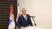 BRANISLAV MALOVIĆ, ČLAN PREDSEDNIŠTVA SNS: Opozicija je tamo gde joj je i mesto, na vašaru