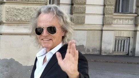 SRBIJA JE ZEMLJA ČAROBNIH LJUDI: Intervju - DŽon Sevidž, američki glumac SRBIJA JE ZEMLJA ČAROBNIH LJUDI: Intervju - DŽon Sevidž, američki glumac
