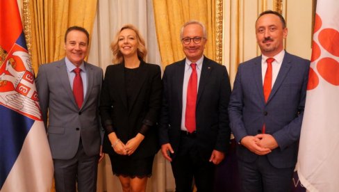 VEČE KNJIŽEVNE IZVRSNOSTI: Ambasada Srbije u Parizu ugostila dodelu prestižnih vinskih nagrada za književnost OIV-a VEČE KNJIŽEVNE IZVRSNOSTI: Ambasada Srbije u Parizu ugostila dodelu prestižnih vinskih nagrada za književnost OIV-a