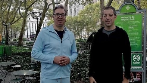 VUČIĆ I ĐURIĆ U ŠETNJI NJUJORKOM: Kolači iz Brajant parka (FOTO)