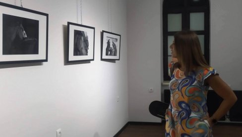 IZLOŽBA SVETSKI PRIZNATE UMETNICE NA „SARMATES“ FESTIVALU: Fotografije Normante Ribokaite iz Litvanije od večeras u Paraćinu IZLOŽBA SVETSKI PRIZNATE UMETNICE NA „SARMATES“ FESTIVALU: Fotografije Normante Ribokaite iz Litvanije od večeras u Paraćinu