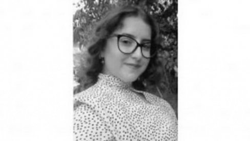 BILA JE RADOST I ZADOVOLJSTVO BITI TVOJ PROFESOR: Osijek tuguje za Mihaelom, koju je momak upucao iz službenog pištolja (FOTO) BILA JE RADOST I ZADOVOLJSTVO BITI TVOJ PROFESOR: Osijek tuguje za Mihaelom, koju je momak upucao iz službenog pištolja (FOTO)