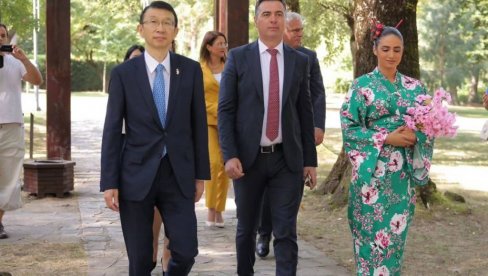 ДУХ ЗЕМЉЕ ИЗЛАЗЕЋЕГ СУНЦА: У Врњачкој Бањи одржана манифестација Дани јапанске културе ДУХ ЗЕМЉЕ ИЗЛАЗЕЋЕГ СУНЦА: У Врњачкој Бањи одржана манифестација Дани јапанске културе