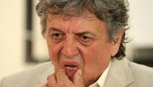 ДАЛЕКО БИЛО! Шта Радош Бајић НИКАКО не толерише глумцима - има један услов ДАЛЕКО БИЛО! Шта Радош Бајић НИКАКО не толерише глумцима - има један услов