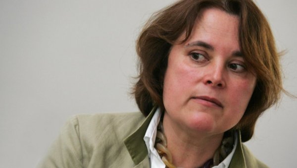 РАЗГОВОРИ СА САМОЋОМ: Мостарске кише Пере Зупца у рангу са Не дај се, Инес, Вером Павладољском, или Преверовом Барбаром РАЗГОВОРИ СА САМОЋОМ: Мостарске кише Пере Зупца у рангу са Не дај се, Инес, Вером Павладољском, или Преверовом Барбаром