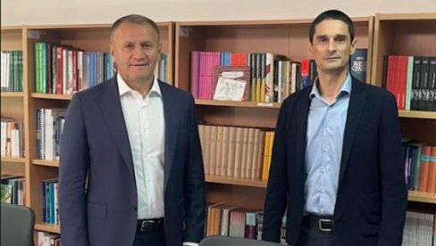 ДОБРА КЊИГА ДОБРО ЧУВА ЈЕЗИК: У Новом Саду отворена Библиотека Едукативног центра ДОБРА КЊИГА ДОБРО ЧУВА ЈЕЗИК: У Новом Саду отворена Библиотека Едукативног центра
