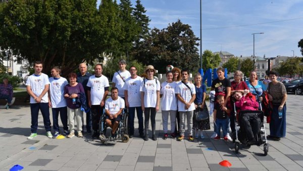 ПРОТИВ ДИСКРИМИНАЦИЈЕ И ГОВОРА МРЖЊЕ: У Бијељини одржан инклузивни програм за децу с потешкоћама у развоју ПРОТИВ ДИСКРИМИНАЦИЈЕ И ГОВОРА МРЖЊЕ: У Бијељини одржан инклузивни програм за децу с потешкоћама у развоју