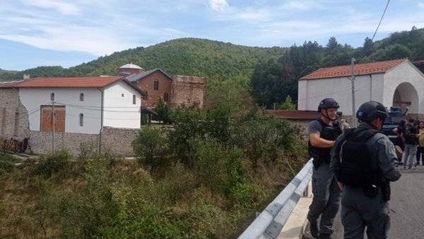 ДА НИЈЕ ТУЖНО, БИЛО БИ СМЕШНО: Н1 тугује и не жели прихватити чињеницу да Србији неће бити уведене санкције (ВИДЕО) ДА НИЈЕ ТУЖНО, БИЛО БИ СМЕШНО: Н1 тугује и не жели прихватити чињеницу да Србији неће бити уведене санкције (ВИДЕО)