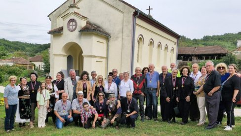 “СЕОСКА ПРАСКОЗОРЈА“: Промоција међународног Зборника најлепших песама и прича о селу (ФОТО) “СЕОСКА ПРАСКОЗОРЈА“: Промоција међународног Зборника најлепших песама и прича о селу (ФОТО)