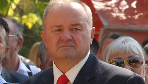 OTIŠAO SRPSKI DOMAĆIN: U Kraljevu preminuo Zoran Vukadinović, dvostruki dobitnik plakete „Večernjih novosti“ OTIŠAO SRPSKI DOMAĆIN: U Kraljevu preminuo Zoran Vukadinović, dvostruki dobitnik plakete „Večernjih novosti“