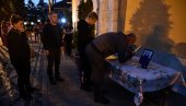 ПОМЕН ЖРТВАМА: И Краљевчани одали пошту убијеним Србима на Космету (ФОТО) ПОМЕН ЖРТВАМА: И Краљевчани одали пошту убијеним Србима на Космету (ФОТО)
