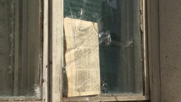 КАМЕНОВАНА СРПСКА КУЋА У ГЊИЛАНУ: Старица уплашена - Све што је лоше, све на мене, на Српкињу КАМЕНОВАНА СРПСКА КУЋА У ГЊИЛАНУ: Старица уплашена - Све што је лоше, све на мене, на Српкињу