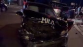 VOZILO SMRSKANO DO NEPREPOZNATLJIVOSTI: Snimak sa mesta nesreće kod Plavog mosta (VIDEO) VOZILO SMRSKANO DO NEPREPOZNATLJIVOSTI: Snimak sa mesta nesreće kod Plavog mosta (VIDEO)