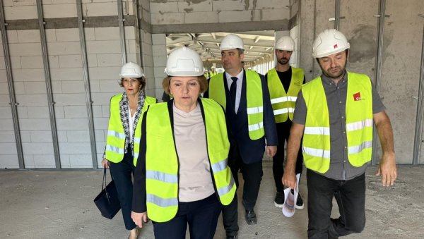 МИНИСТАРКА ГРУЈИЧИЋ: Клинички центар Војводине готов следеће године МИНИСТАРКА ГРУЈИЧИЋ: Клинички центар Војводине готов следеће године
