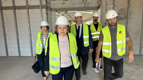 МИНИСТАРКА ГРУЈИЧИЋ: Клинички центар Војводине готов следеће године МИНИСТАРКА ГРУЈИЧИЋ: Клинички центар Војводине готов следеће године
