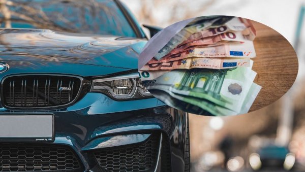 СВЕ ЗБОГ НАЛЕПНИЦЕ ЈА САМ РУС: Власник аутомобила платио папрену казну (ФОТО) СВЕ ЗБОГ НАЛЕПНИЦЕ ЈА САМ РУС: Власник аутомобила платио папрену казну (ФОТО)