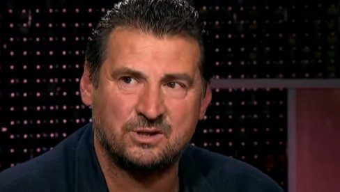 VANJINA ISPOVEST: Plakao skoro celu emisiju zbog porodice VANJINA ISPOVEST: Plakao skoro celu emisiju zbog porodice